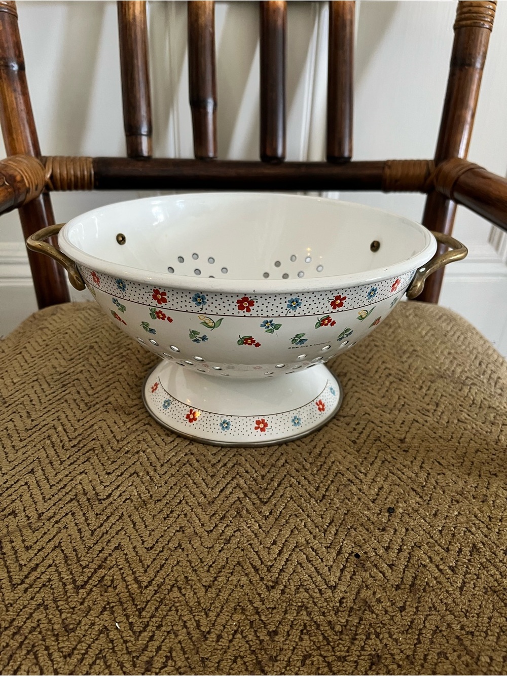 White Floral Enamel Pedestal Colander with Brass Handles